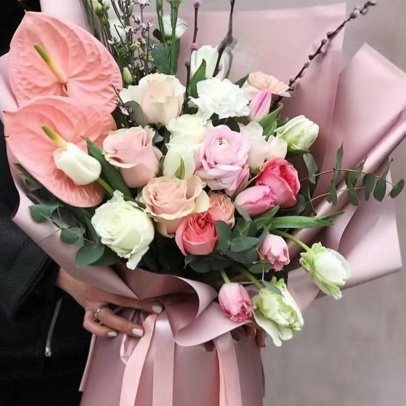 دسته گل رز نوژین