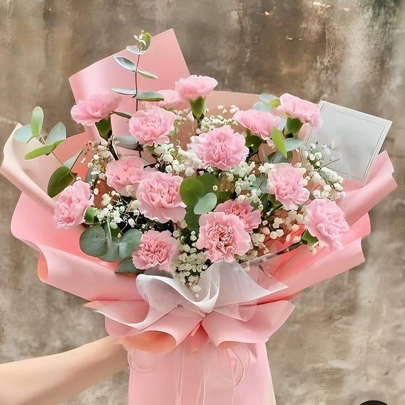 دسته گل میخک سپینود